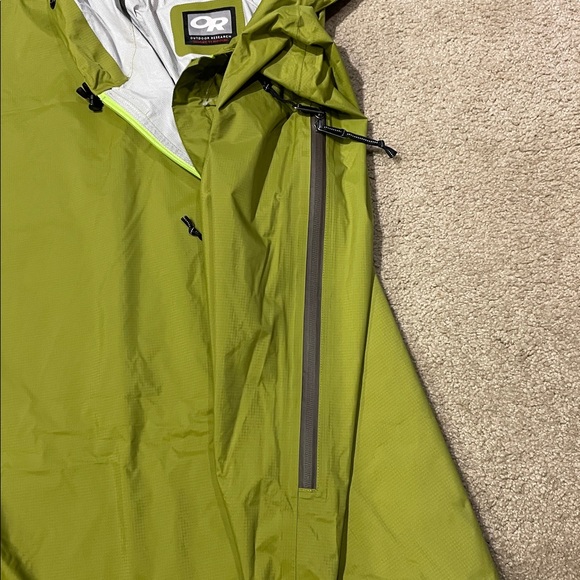 OR Outdoor Research Wilderness Cover Bivy, poncho, tarp, bivouac - discontinued - Picture 6 of 16